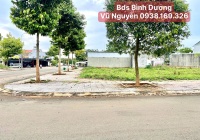 Bán Gấp Lô Đất 2 Mặt Tiền Kinh Doanh Tại Bình Dương